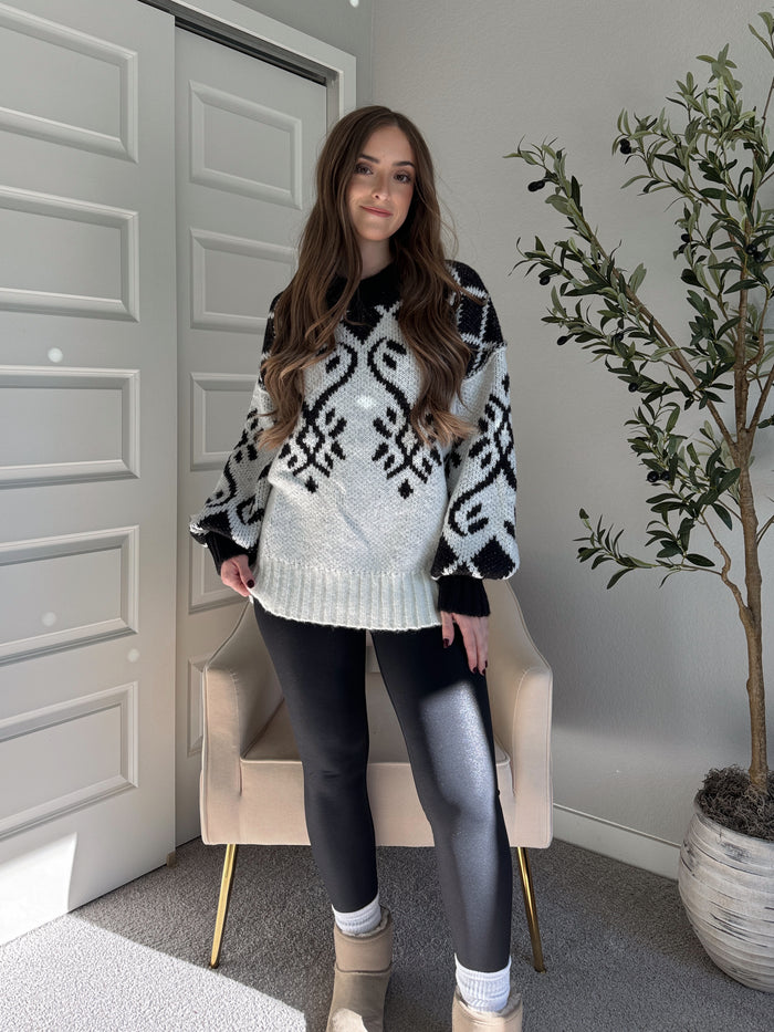 Nordic Charm Jacquard Oversized Pullover Sweater (Cream/Black)