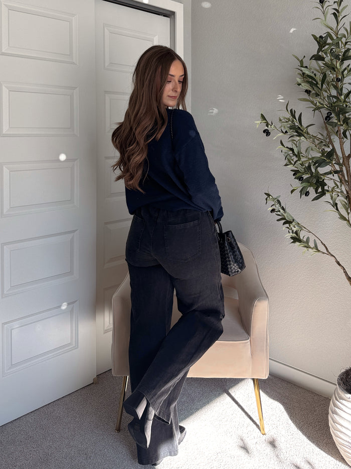 Hannah Lightweight Button Down Cardigan (Navy)