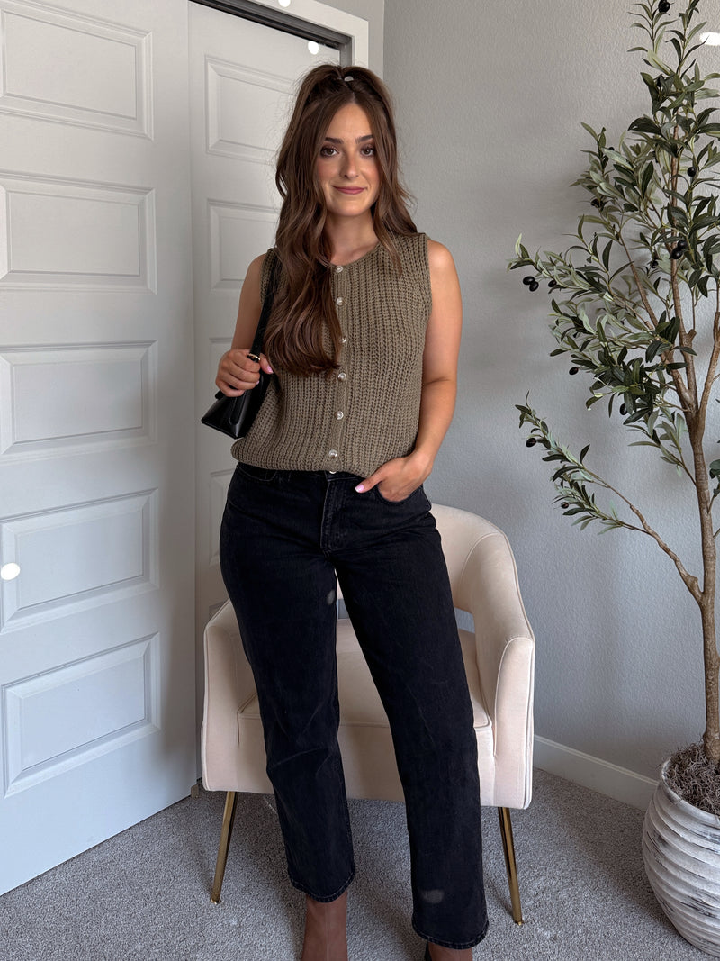 Harrison Textured Button Up Sweater Vest (Olive)