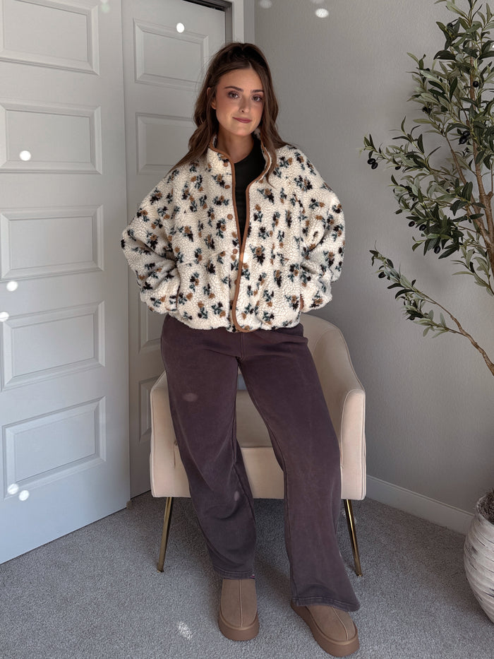 Harvest Floral Print Button Up Fleece Jacket (Cream/Khaki)