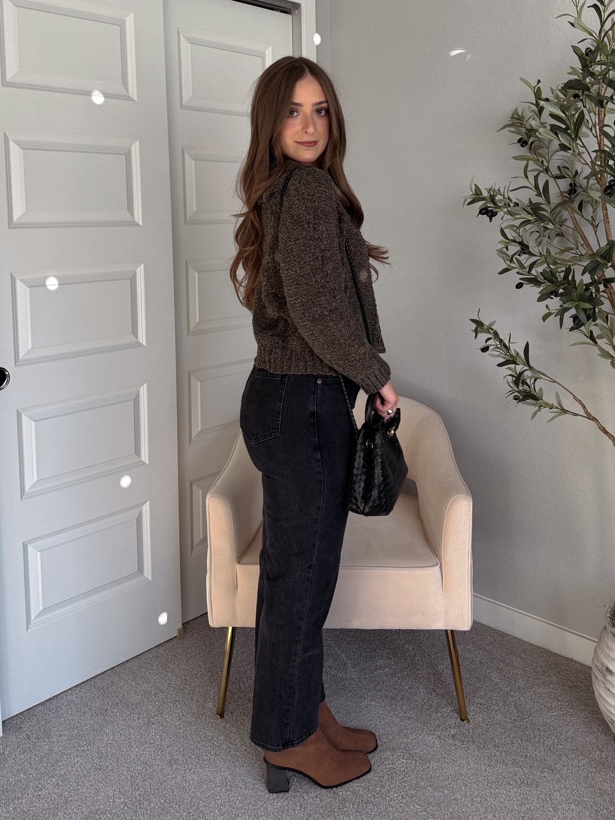 Hawthorne Chenille Cable Knit Collared Cardigan (Olive)