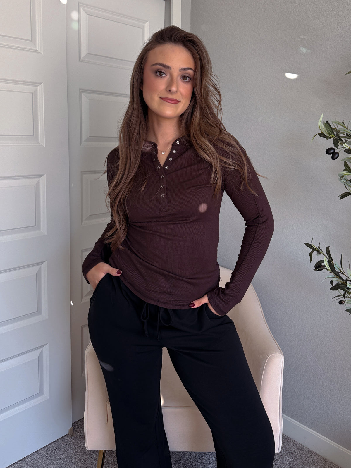 Hayes Long Sleeve Micro-Ribbed Henley Top (Espresso)