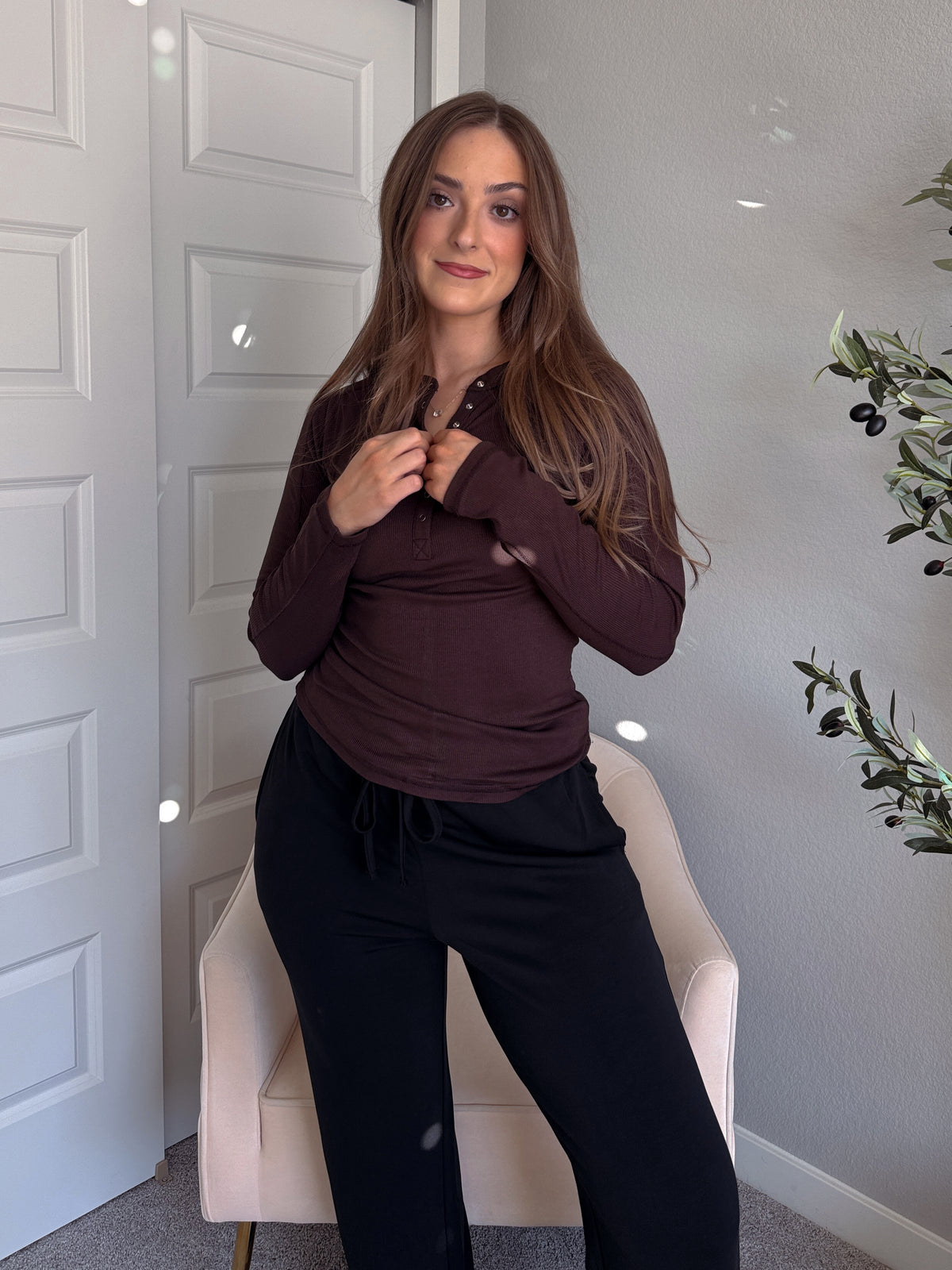Hayes Long Sleeve Micro-Ribbed Henley Top (Espresso)
