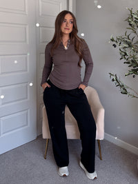 Hayes Long Sleeve Micro-Ribbed Henley Top (Truffle)