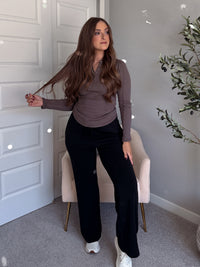 Hayes Long Sleeve Micro-Ribbed Henley Top (Truffle)
