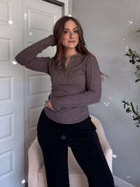 Hayes Long Sleeve Micro-Ribbed Henley Top (Truffle)