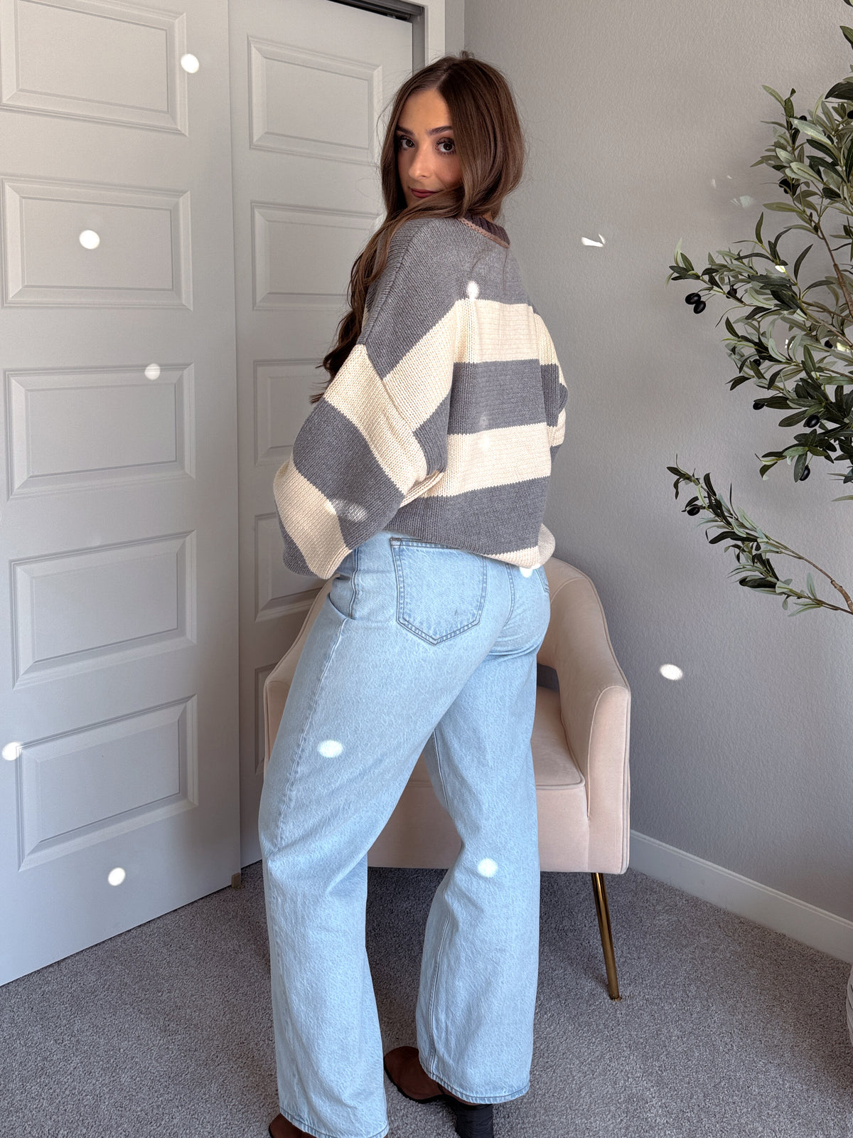 Holland Oversized Striped Crew Neck Sweater (Gray/Multi)