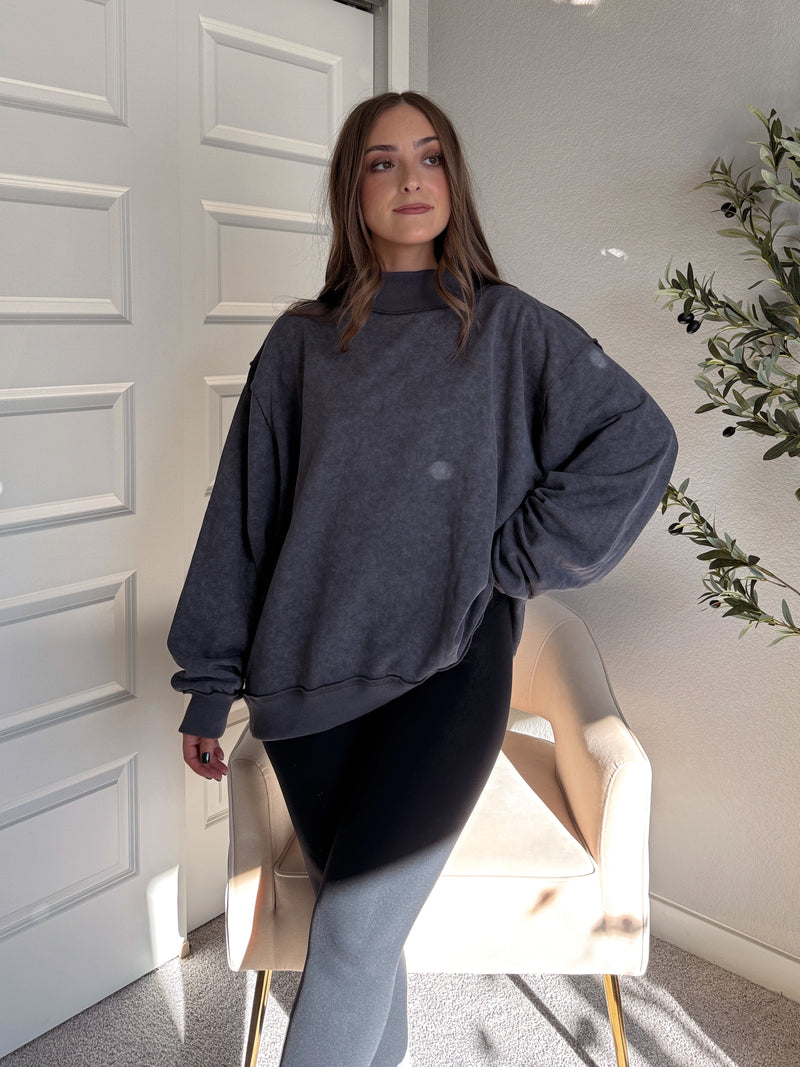 Jamie Vintage Wash Oversized Mock Neck Pullover (Charcoal)