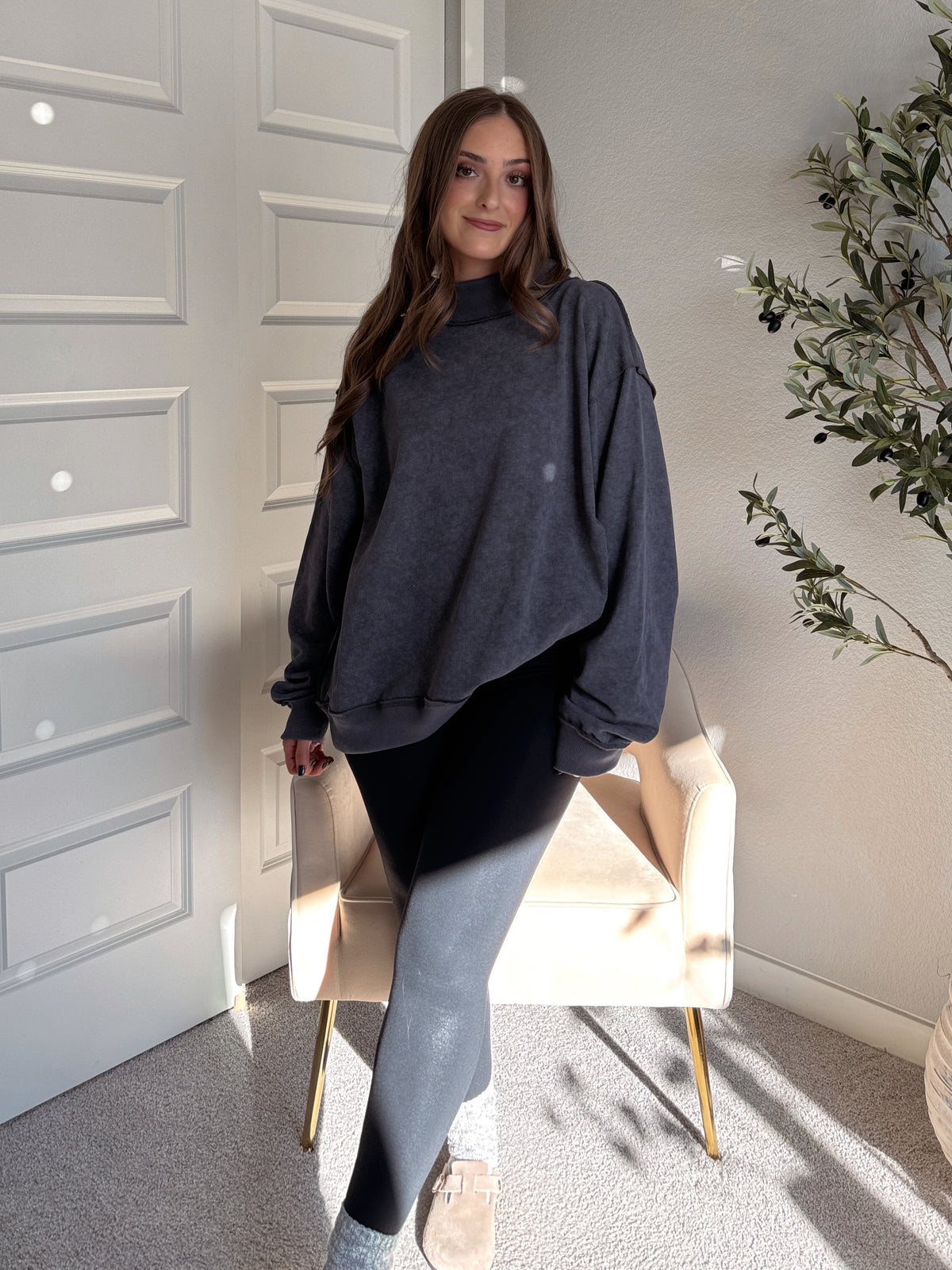 Jamie Vintage Wash Oversized Mock Neck Pullover (Charcoal)