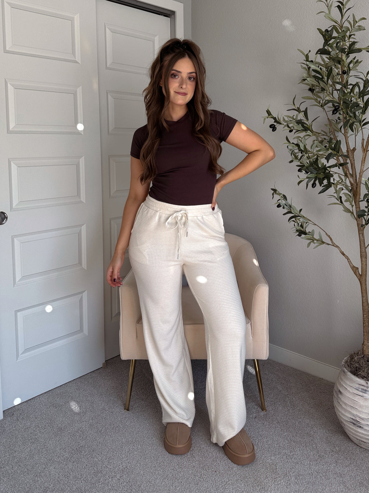 Jones Waffle Knit Elastic Waist Wide Leg Pants (Cream) Large
