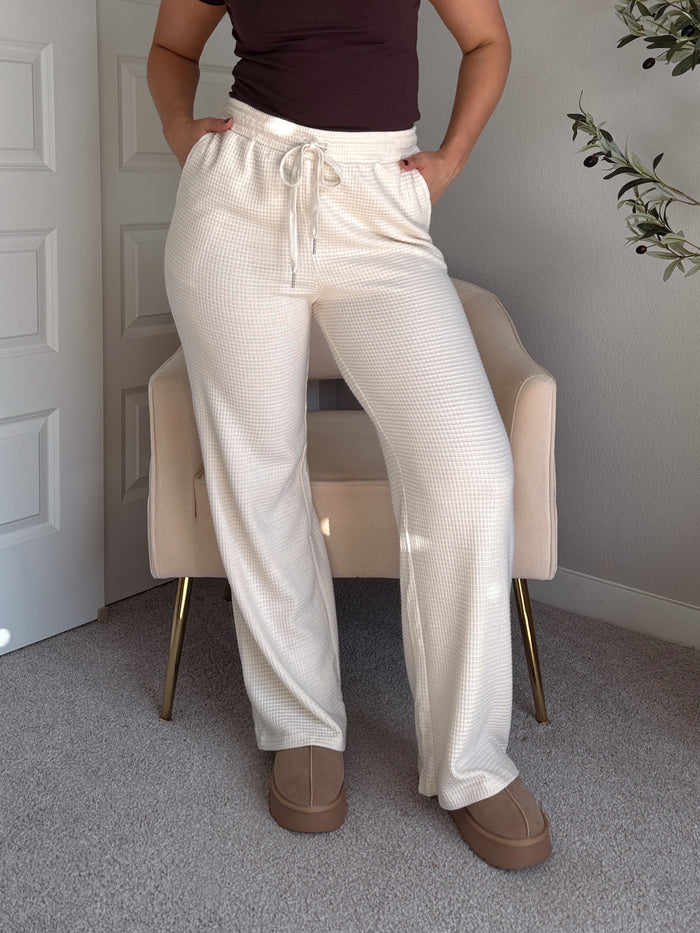 Jones Waffle Knit Elastic Waist Wide Leg Pants (Cream)
