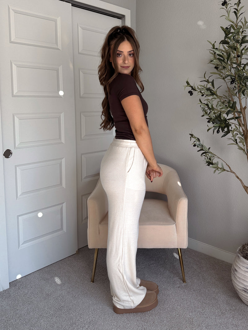 Jones Waffle Knit Elastic Waist Wide Leg Pants (Cream)