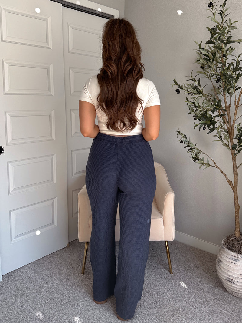 Jones Waffle Knit Elastic Waist Wide Leg Pants (Navy)