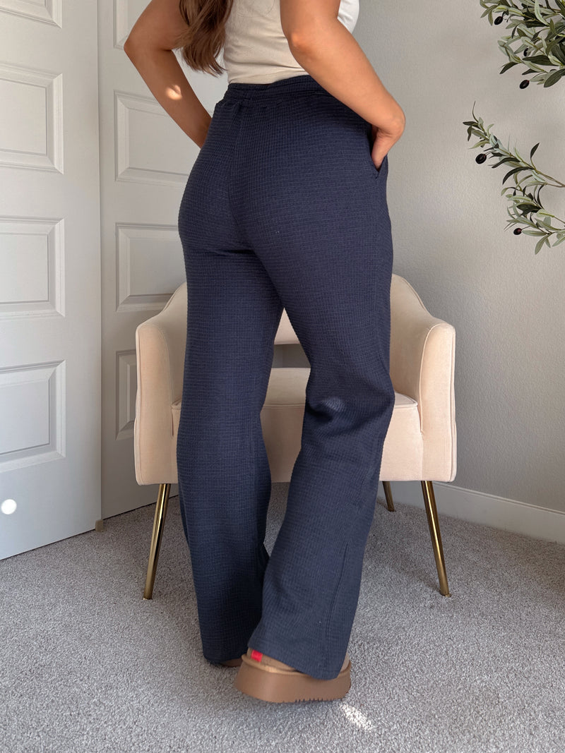Jones Waffle Knit Elastic Waist Wide Leg Pants (Navy)