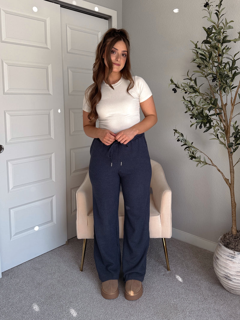 Jones Waffle Knit Elastic Waist Wide Leg Pants (Navy)