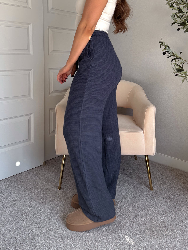 Jones Waffle Knit Elastic Waist Wide Leg Pants (Navy)