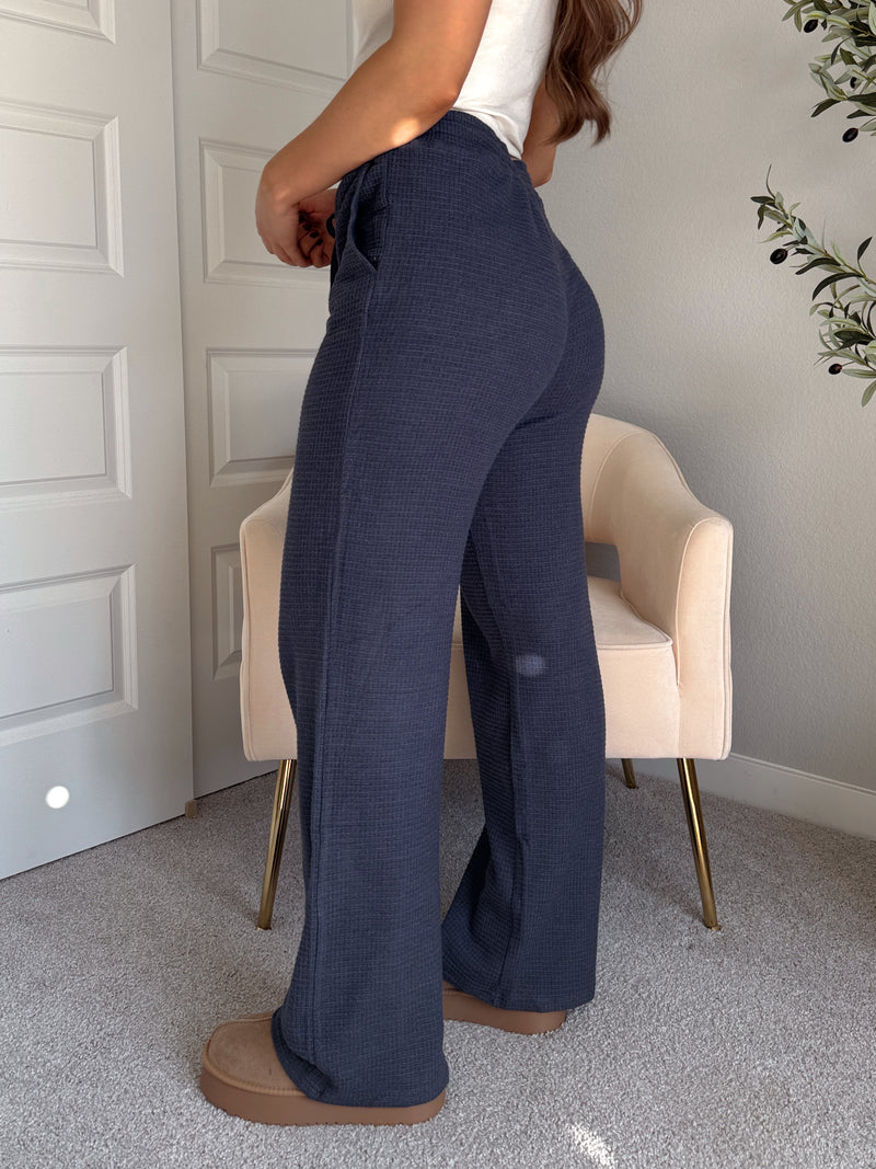 Jones Waffle Knit Elastic Waist Wide Leg Pants (Navy)