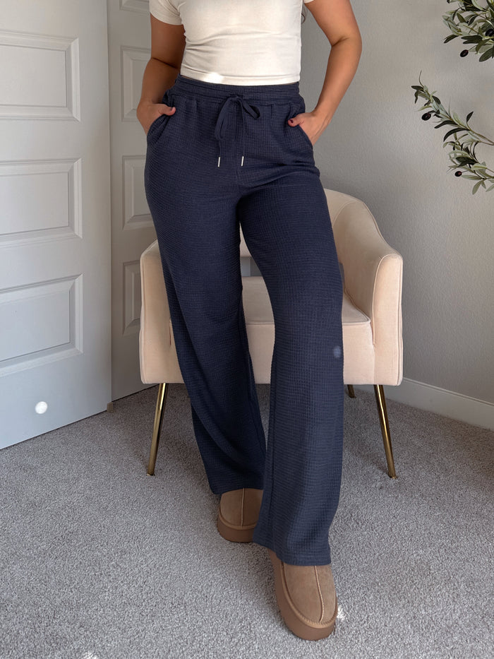 Jones Waffle Knit Elastic Waist Wide Leg Pants (Navy)