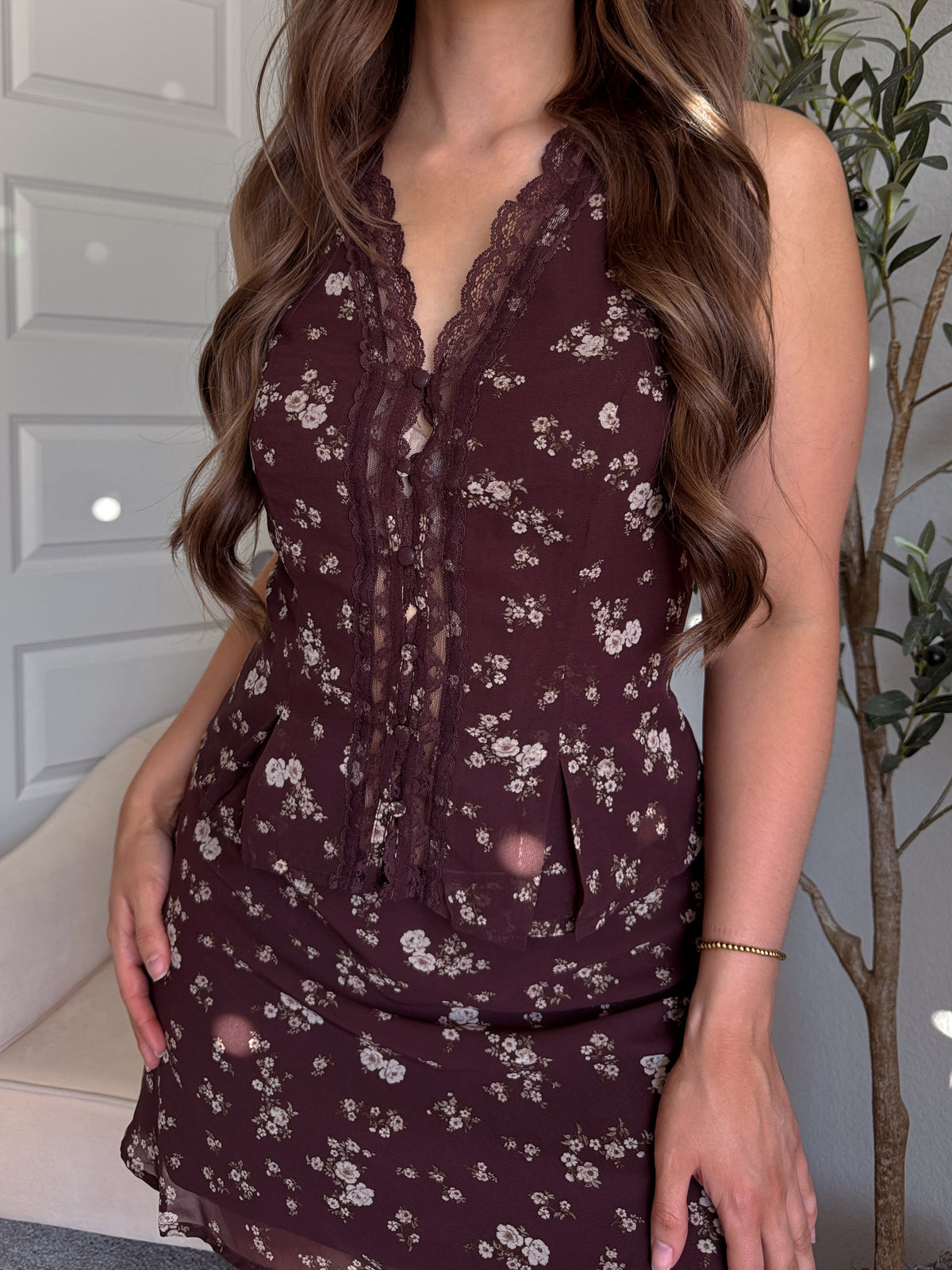 Lea Floral Button Down Lace Trim Peplum Top (Brown)