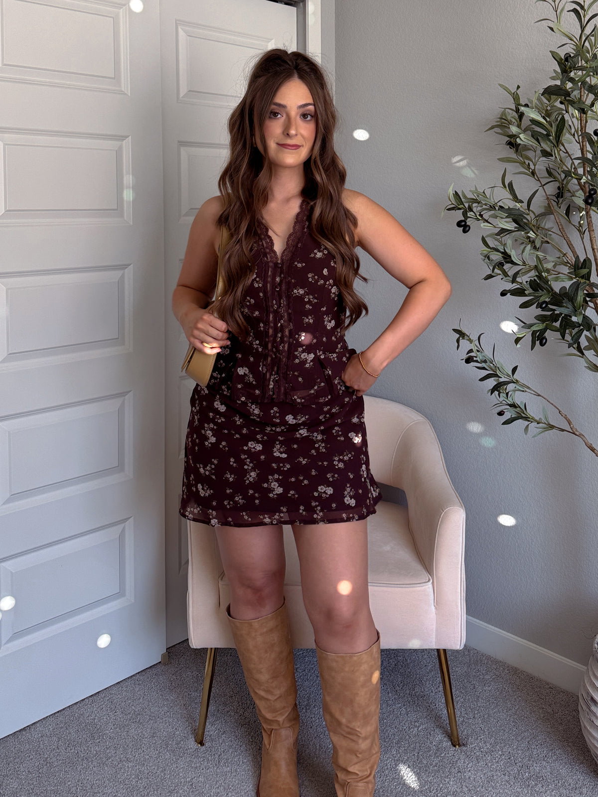 Lea Floral Button Down Lace Trim Peplum Top (Brown)
