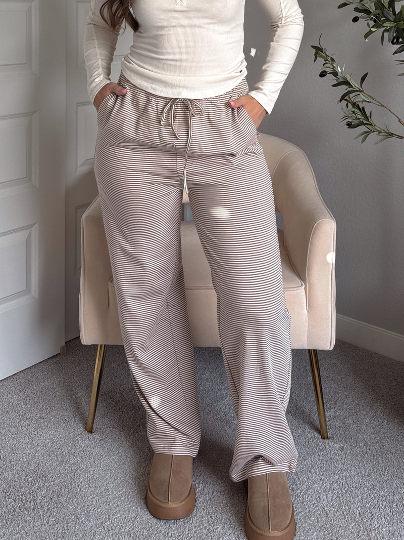Lilah Striped Knit Lounge Pants (Coffee/White)