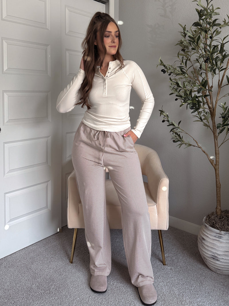 Lilah Striped Knit Lounge Pants (Coffee/White)