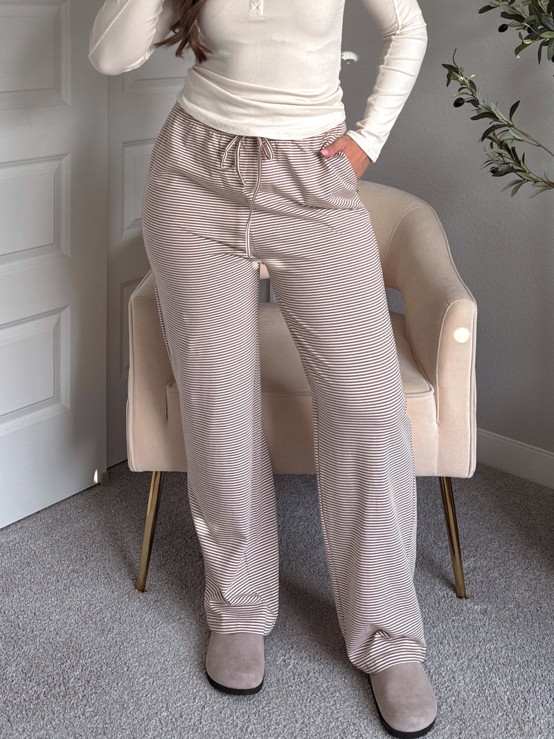 Lilah Striped Knit Lounge Pants (Coffee/White)