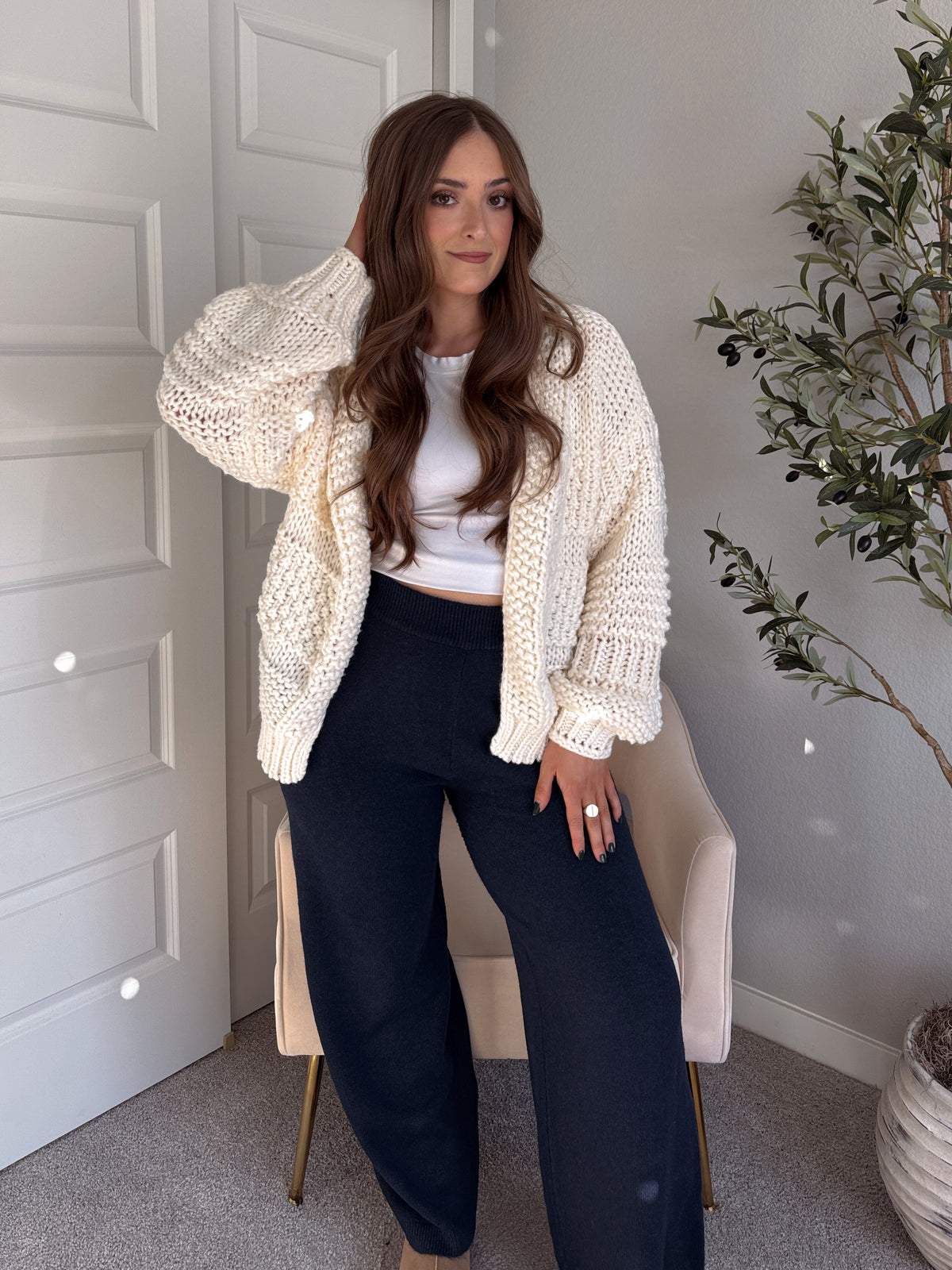 Lucy Chunky Knit Oversized Open-Front Cardigan (Cream)