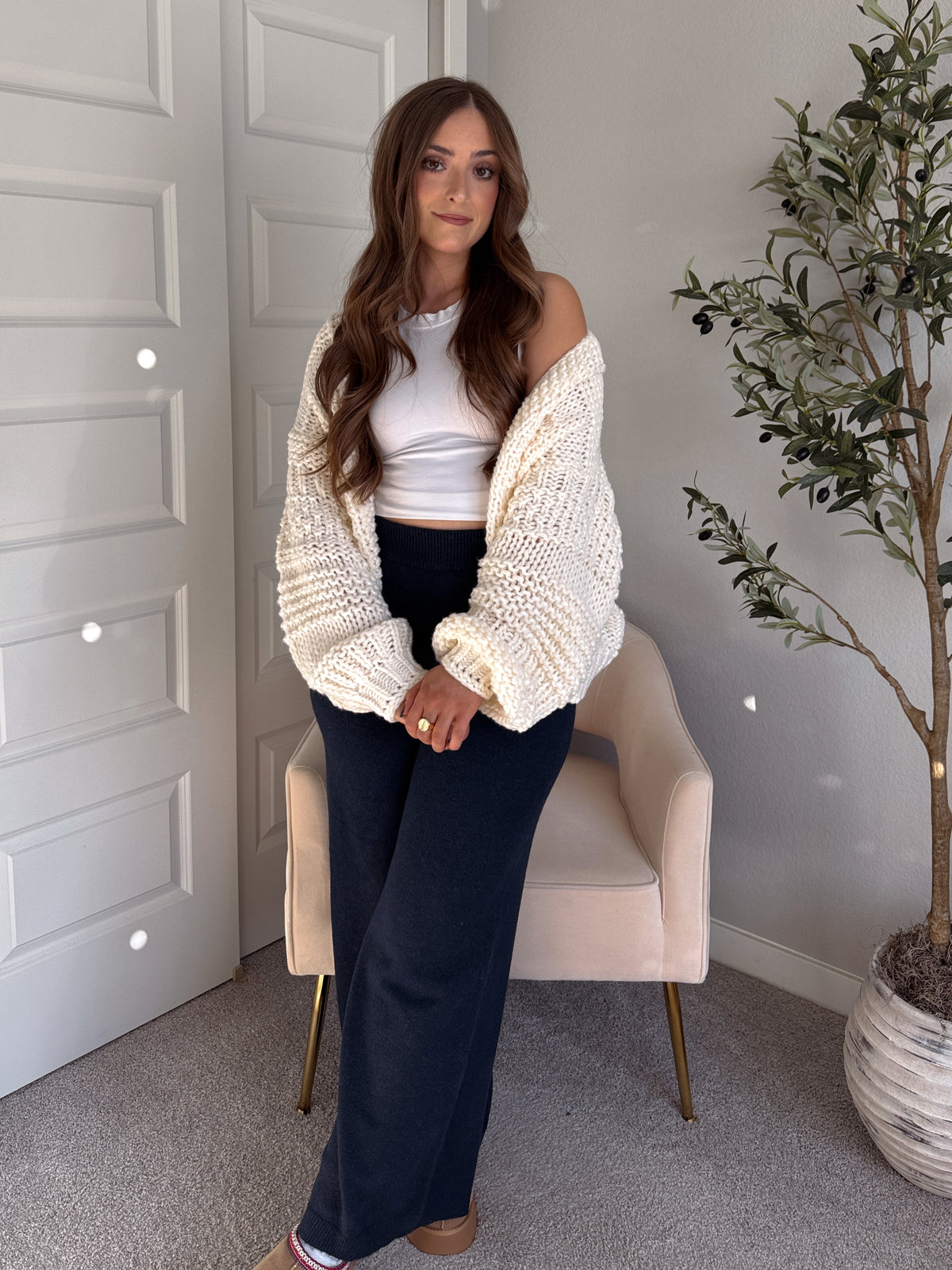 Lucy Chunky Knit Oversized Open-Front Cardigan (Cream)