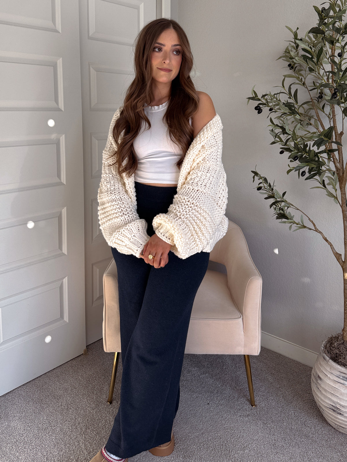 Lucy Chunky Knit Oversized Open-Front Cardigan (Cream)