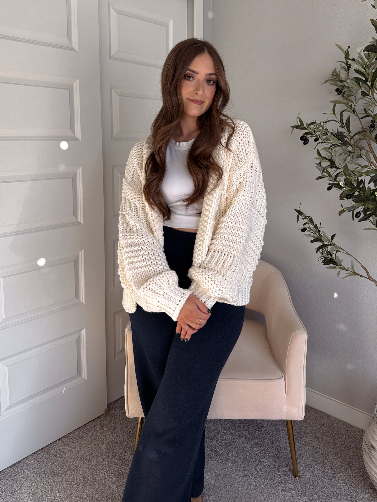 Lucy Chunky Knit Oversized Open-Front Cardigan (Cream)