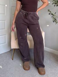 Maplewood Mineral Wash Wide-Leg Cotton Sweatpants (Espresso)