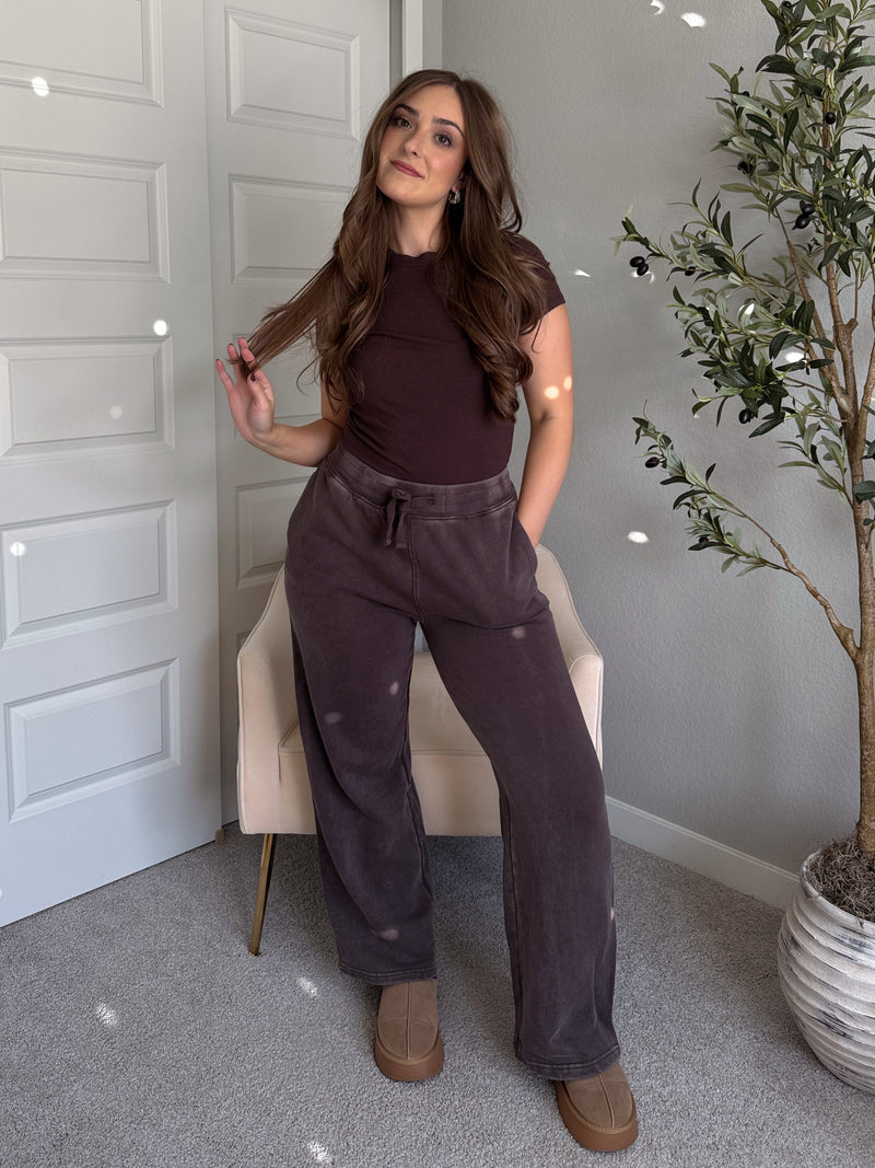 Maplewood Mineral Wash Wide-Leg Cotton Sweatpants (Espresso)