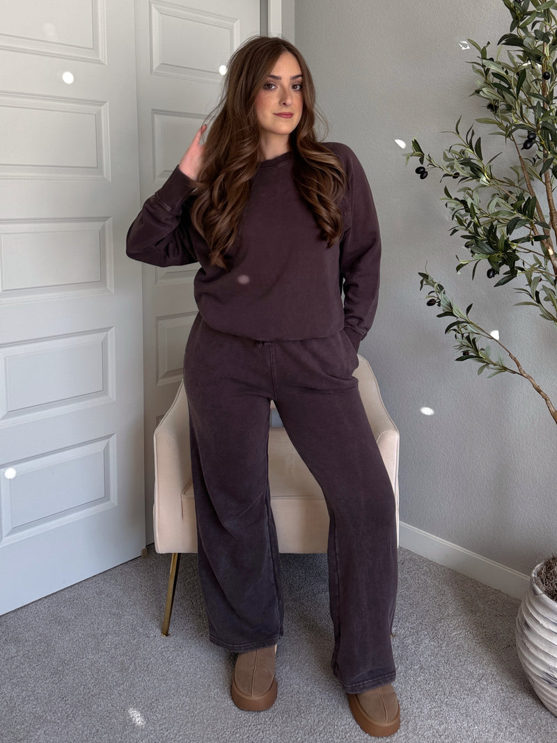 Maplewood Mineral Wash Wide-Leg Cotton Sweatpants (Espresso)