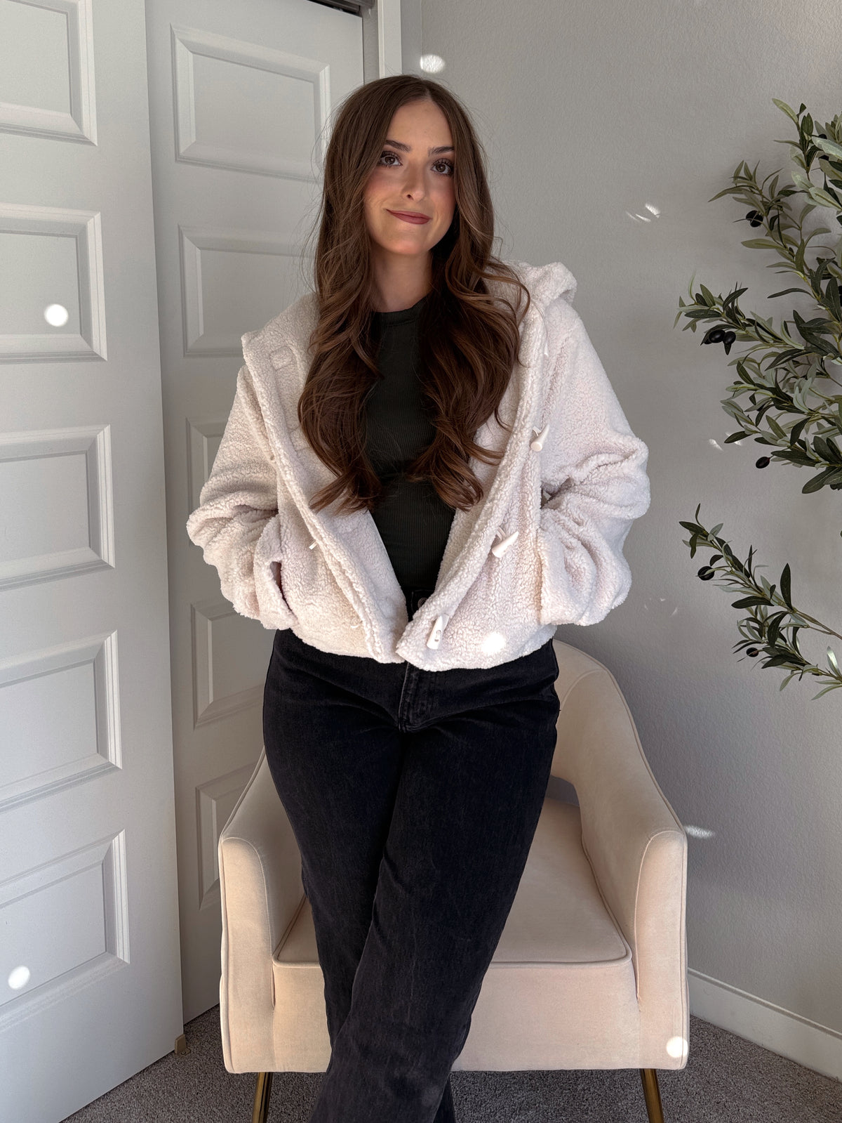 Marabelle Toggle Hooded Sherpa Jacket (Cream)