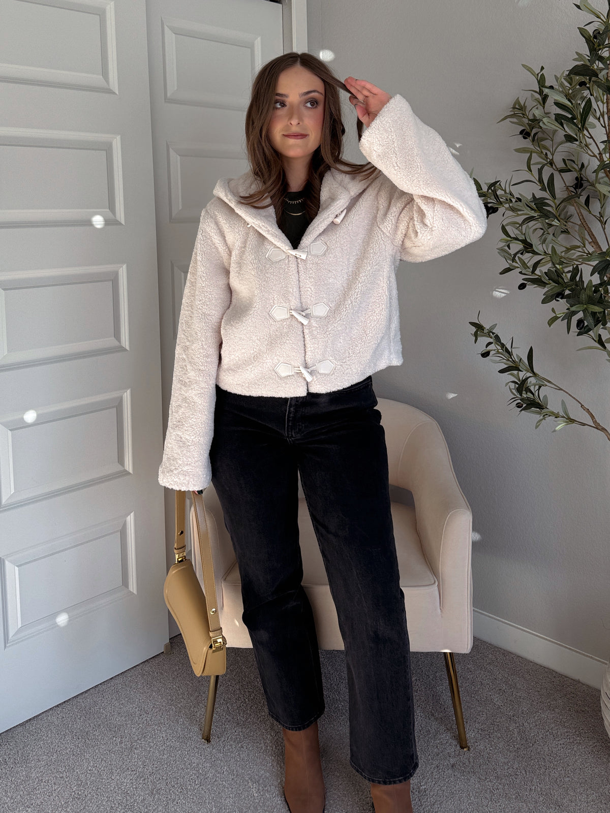 Marabelle Toggle Hooded Sherpa Jacket (Cream)