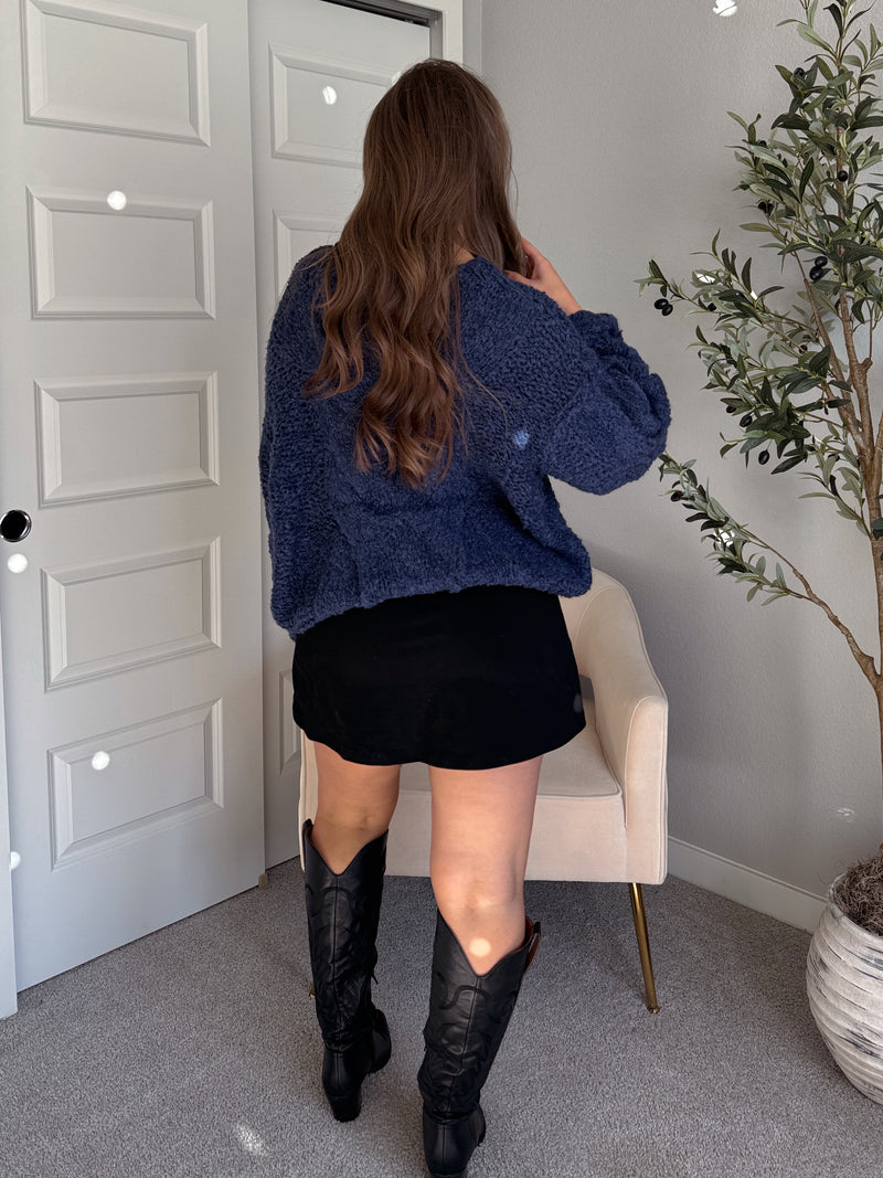 Noelle Oversized Chunky Cable Knit Sweater (Indigo)