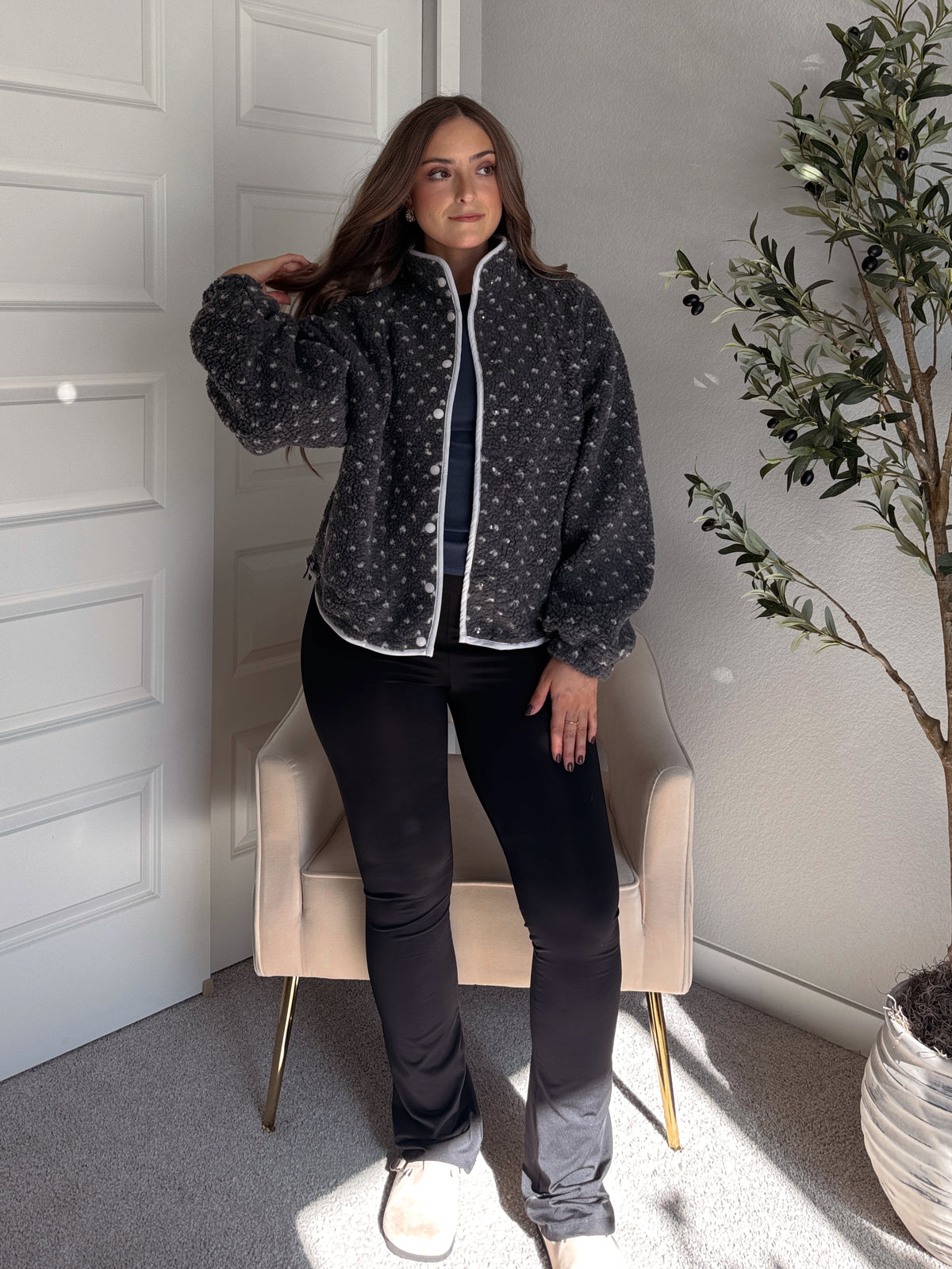 Oakridge Oversized Speckled Sherpa Jacket (Gray/Taupe)