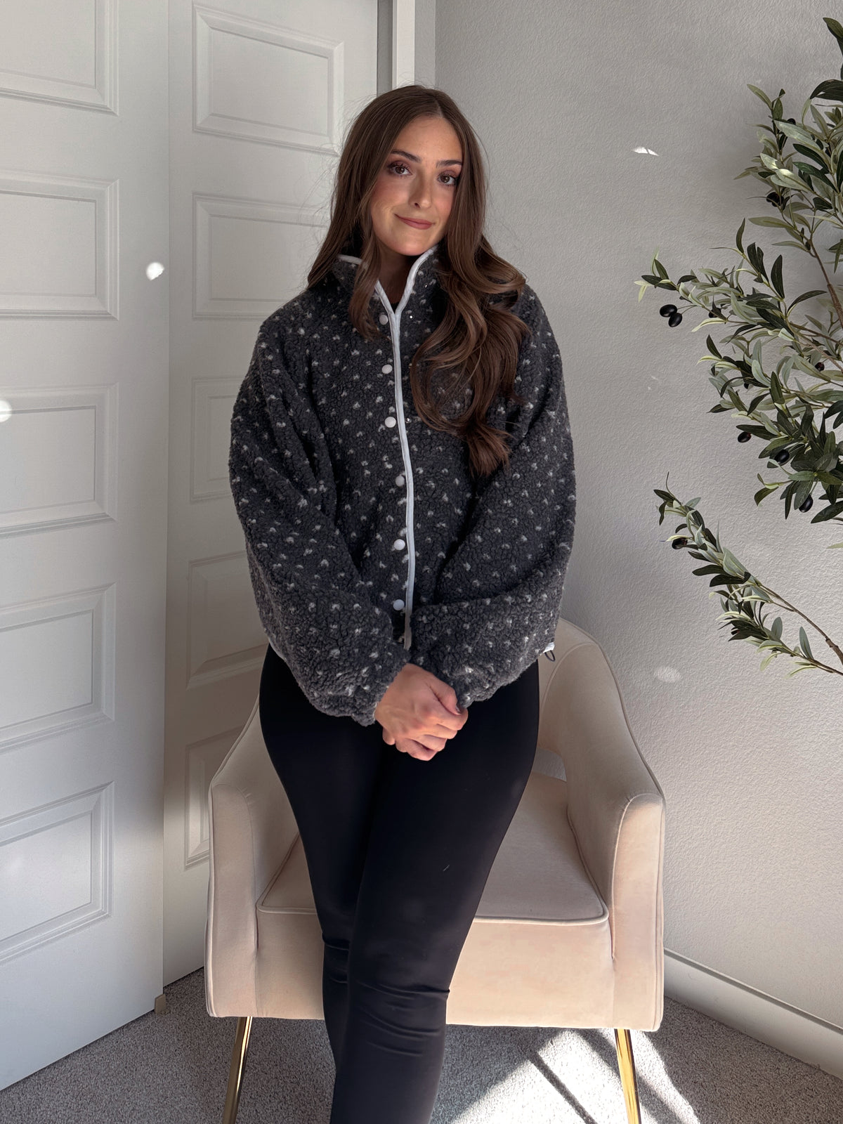 Oakridge Oversized Speckled Sherpa Jacket (Gray/Taupe)