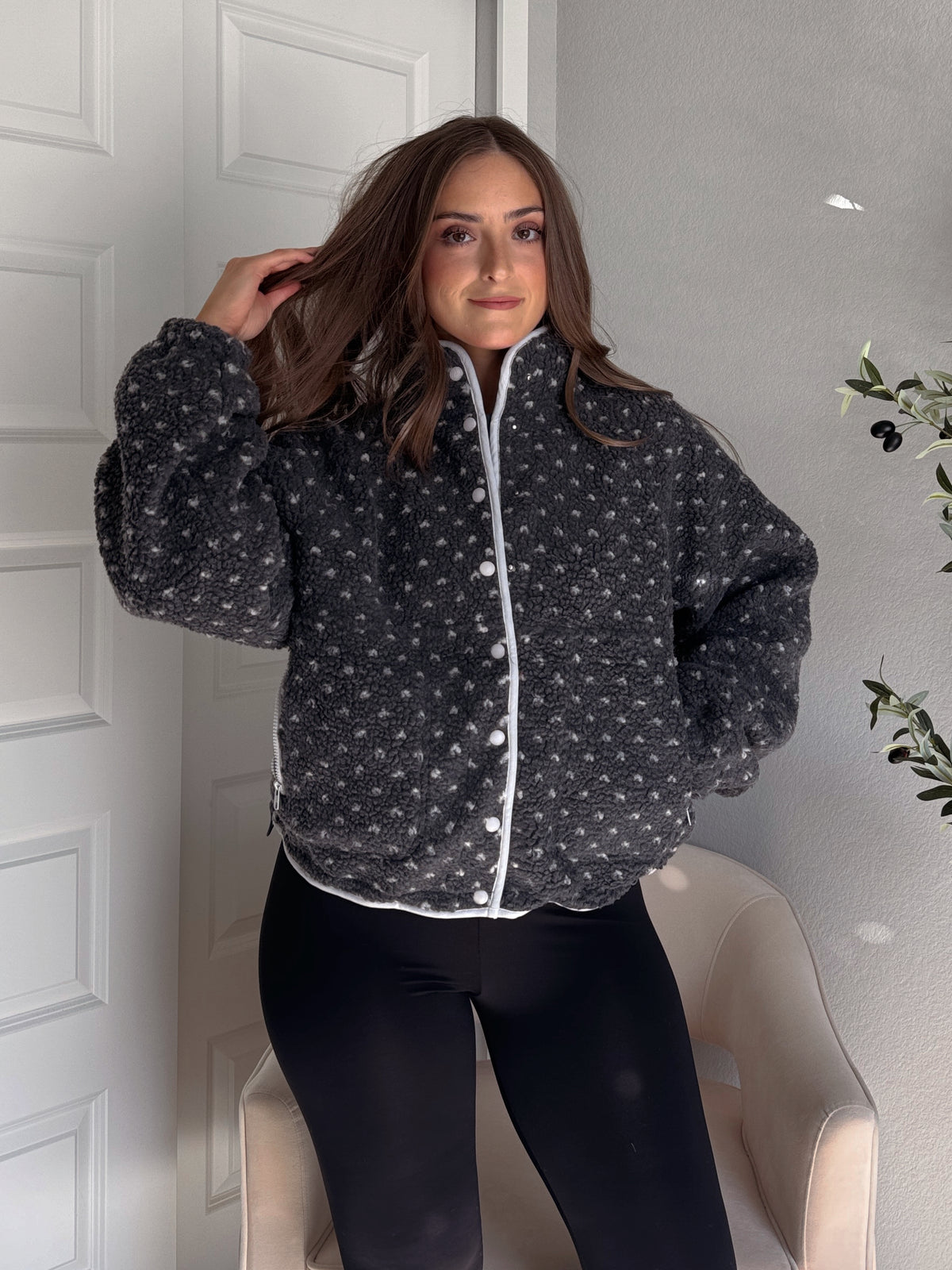 Oakridge Oversized Speckled Sherpa Jacket (Gray/Taupe)