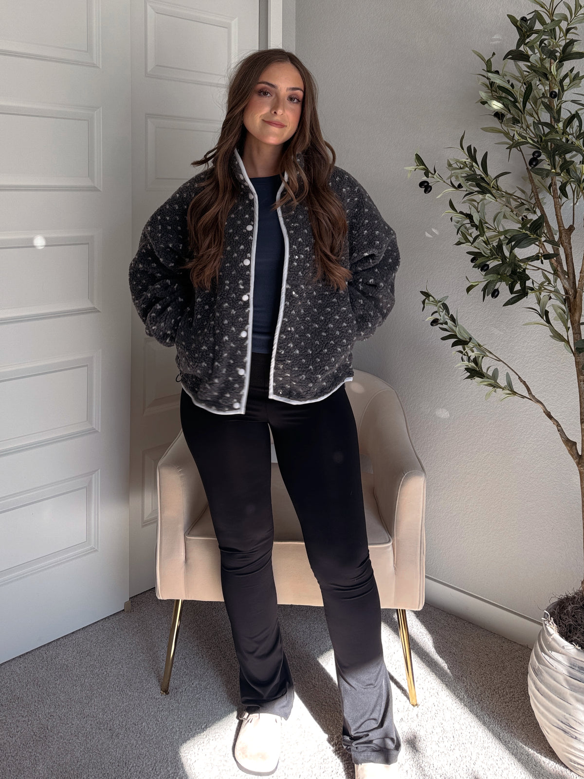 Oakridge Oversized Speckled Sherpa Jacket (Gray/Taupe)