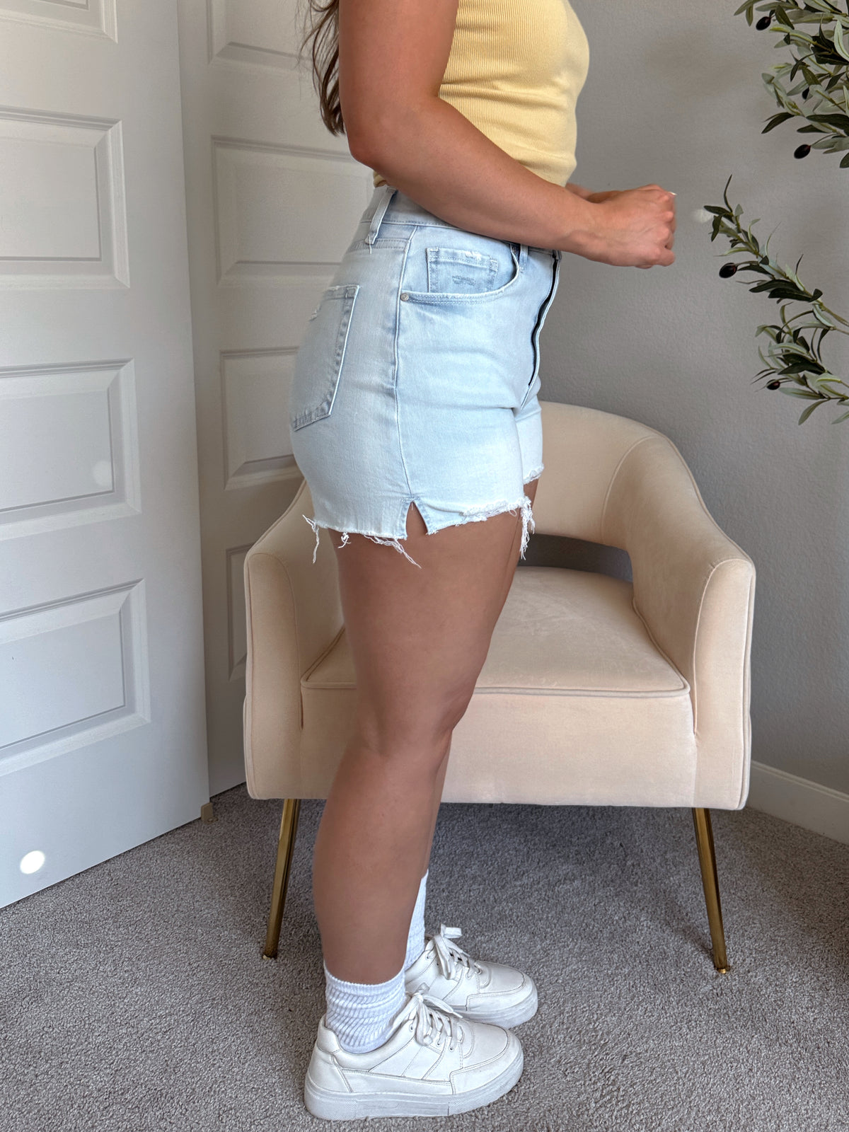 Olivia High-Rise Vintage Denim Cutoff Shorts (Light Wash)