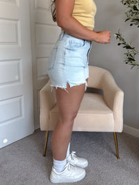 Olivia High-Rise Vintage Denim Cutoff Shorts (Light Wash)