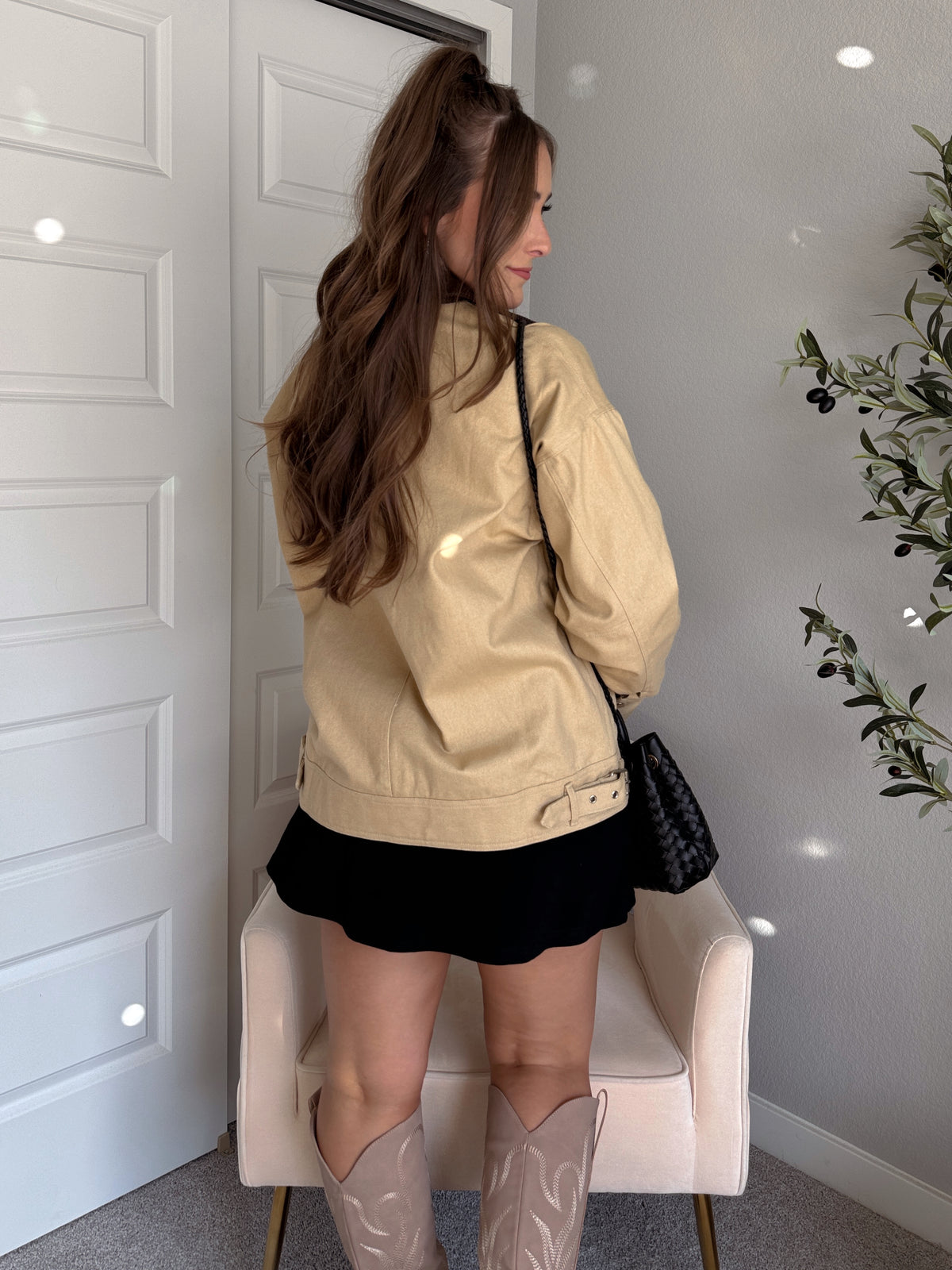 Orchard Oversized Collared Barn Jacket (Desert Beige/Brown)