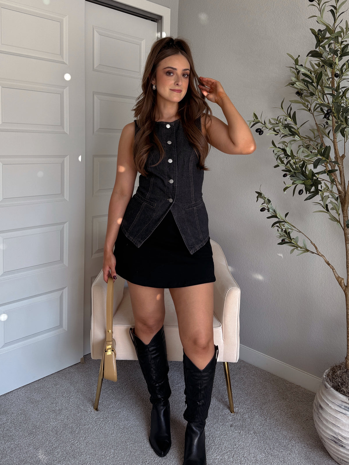 Prescott Split-Hem Button Front Denim Vest (Washed Black)