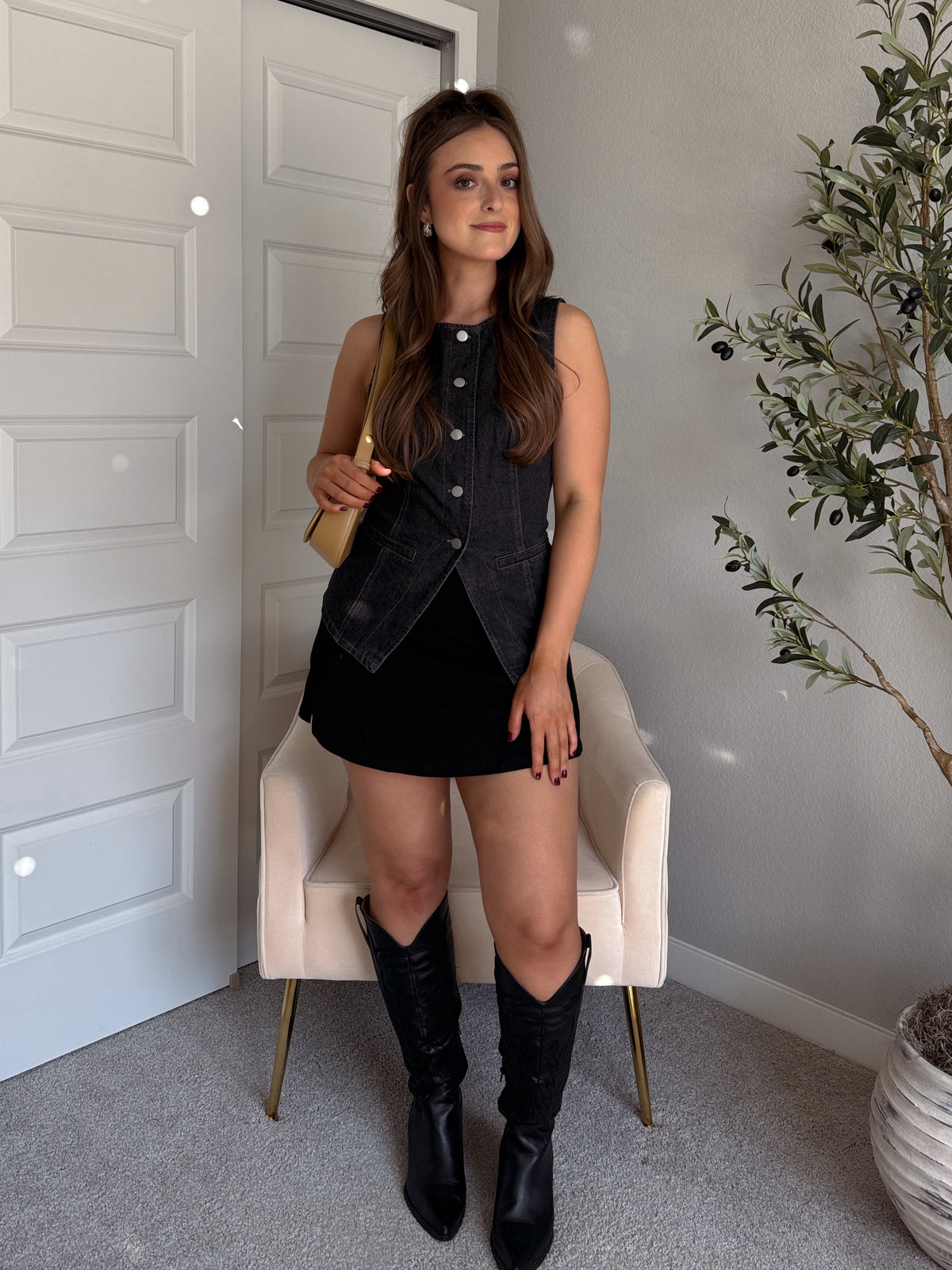 Prescott Split-Hem Button Front Denim Vest (Washed Black)