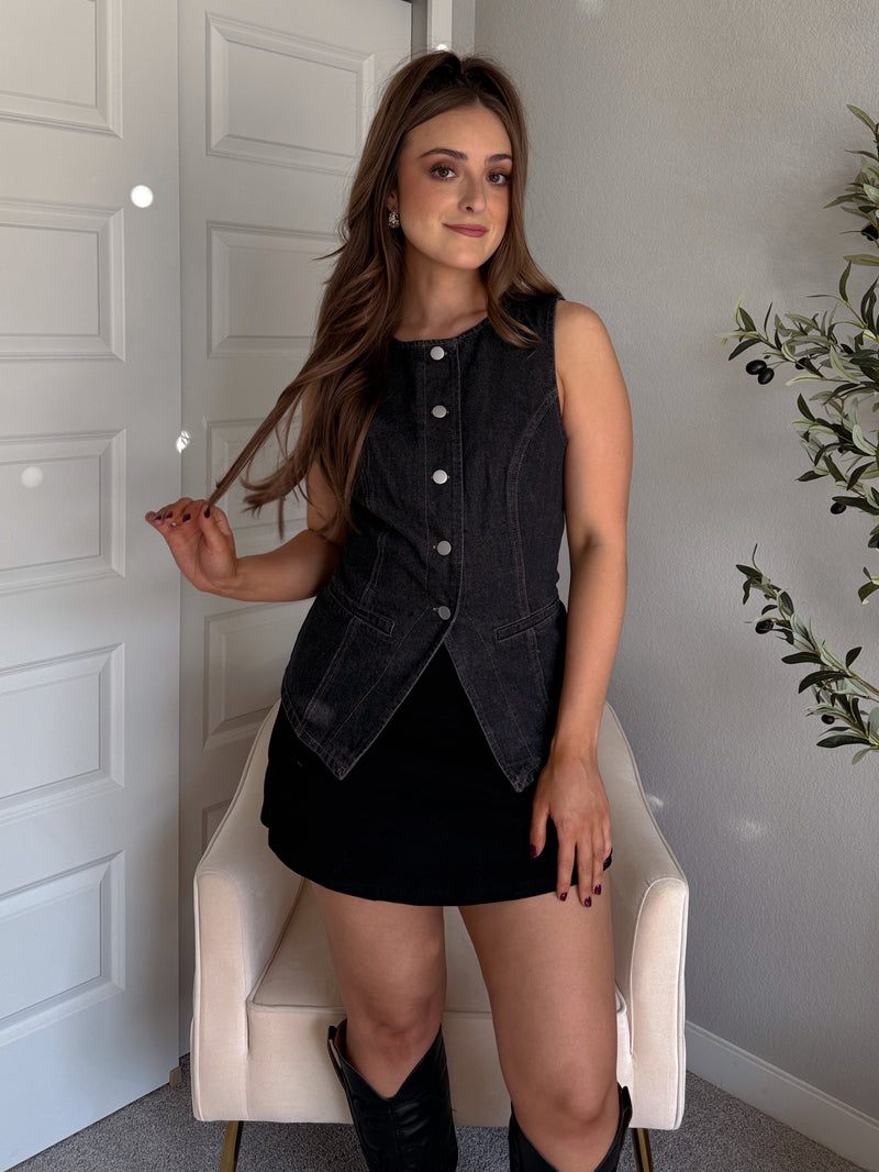 Prescott Split-Hem Button Front Denim Vest (Washed Black)