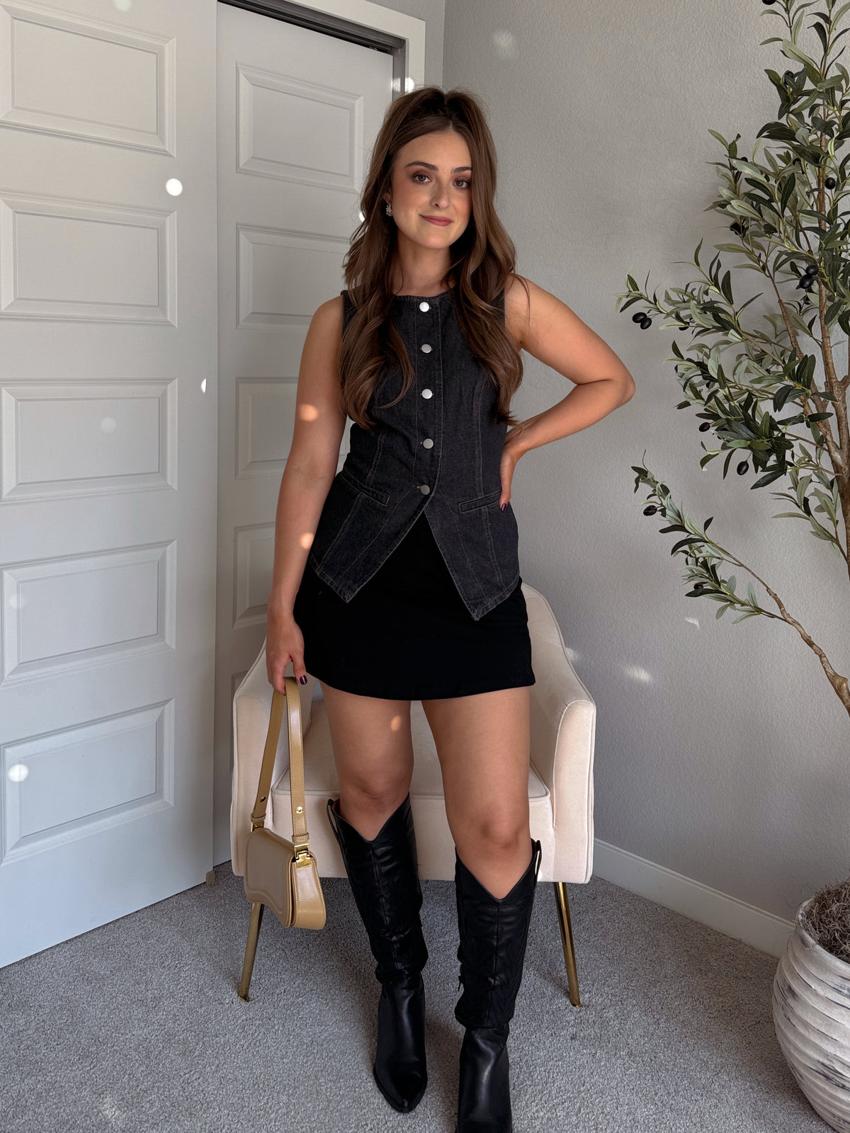 Prescott Split-Hem Button Front Denim Vest (Washed Black)