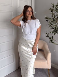 Quinn Ribbed Cinched Crop Tee (White)