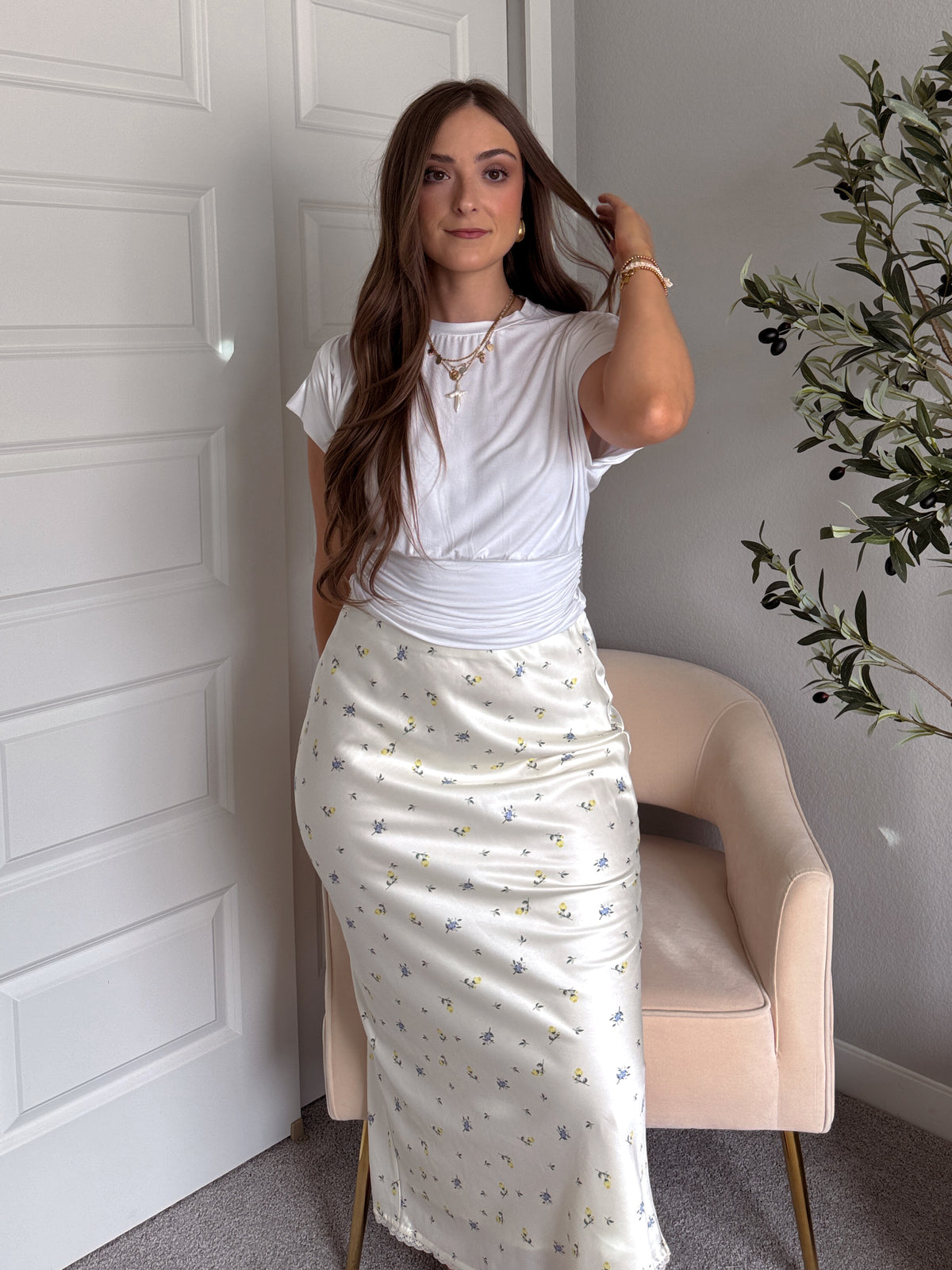 Quinn Ribbed Cinched Crop Tee (White)